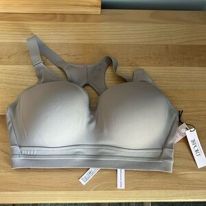 Victoria’s Secret VSPORT Incredible Max Sports Bra